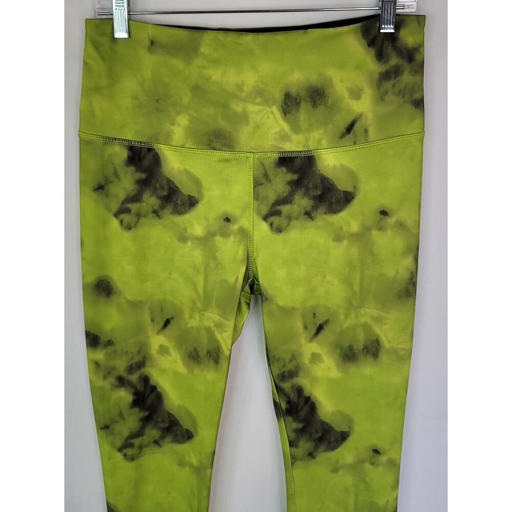 VOGO Athletica High-Waisted Green Black Tie-Dye Cropped Capri Leggings Womens L - Picture 2 of 8